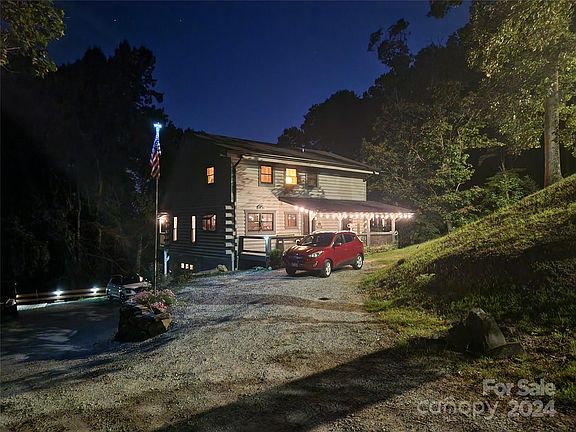2nd image of 61 Pioneer Ln
