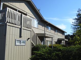 1105 Del Sol Pl APT C, Redding, CA 96002