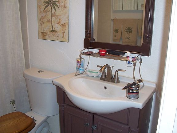 5th image of 600 Domenico Cir Unit D8