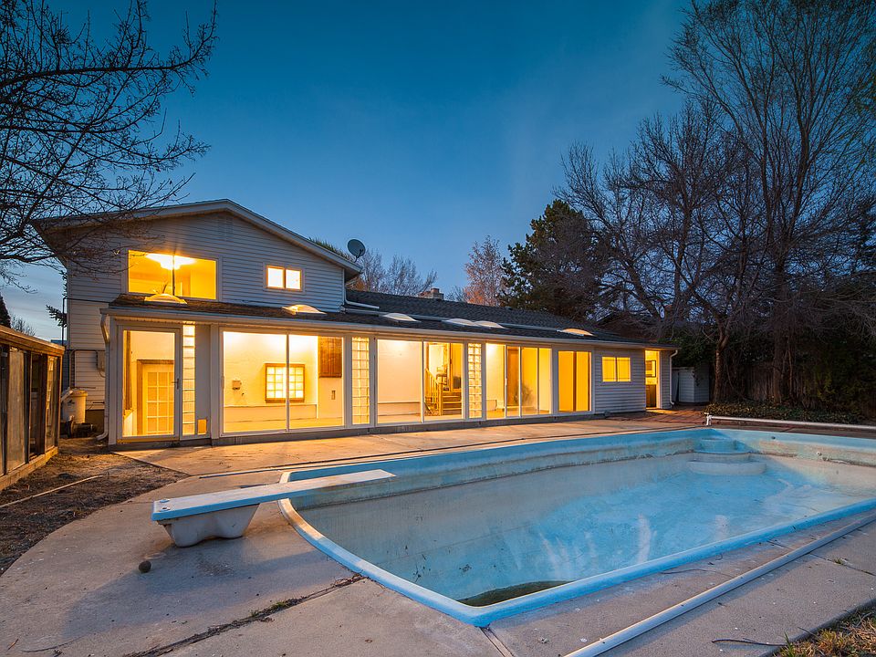 2nd image of 130 Okalona Cir