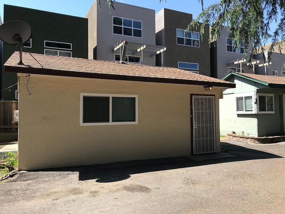 1st image of 104 4th St APT I