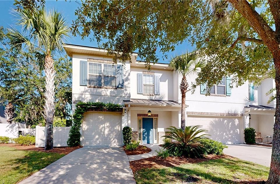 1st image of 1001 Reserve Ln