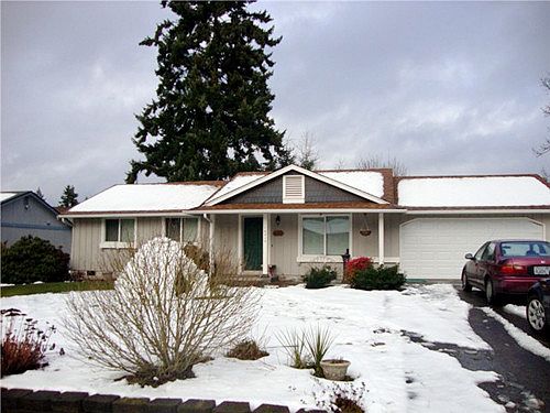 1st image of 16213 Winchester Dr E