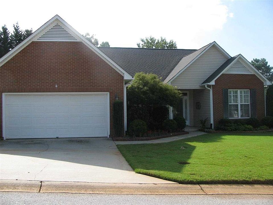 1st image of 107 Meadowlands Way