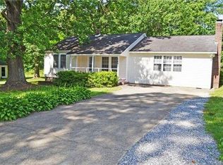 1789 14th St NE, Hickory, NC 28601