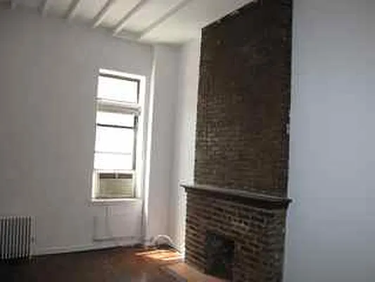 Rented by Barak Realty | media 17