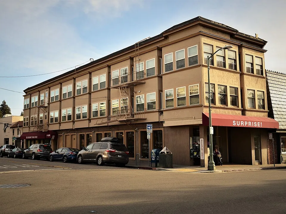 Building Photo