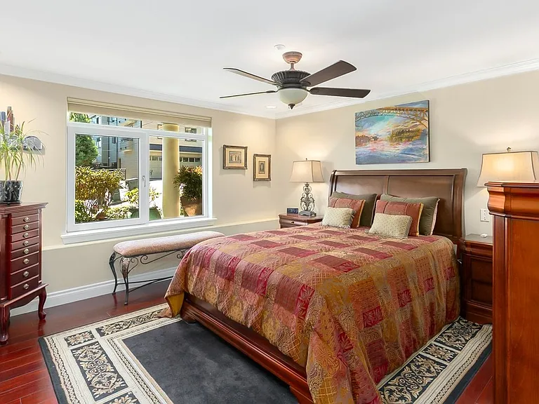 2100 Thorndyke Ave W #101 — Photo 23