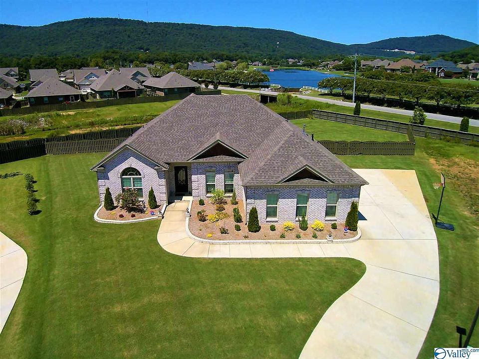 1st image of 4301 Willow Bend Ln