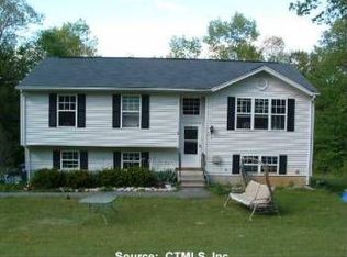 7 Pequot Cir, Danielson, CT 06239