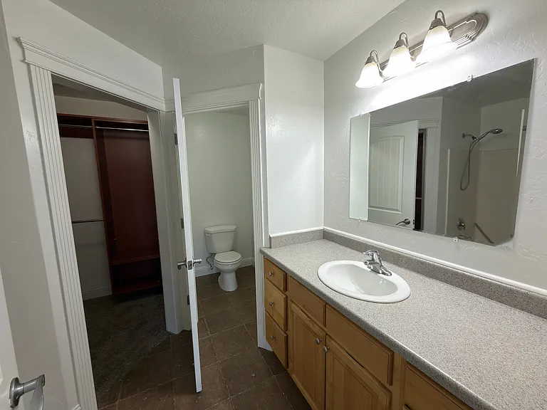 1490 N 471 W #101 — Photo 8