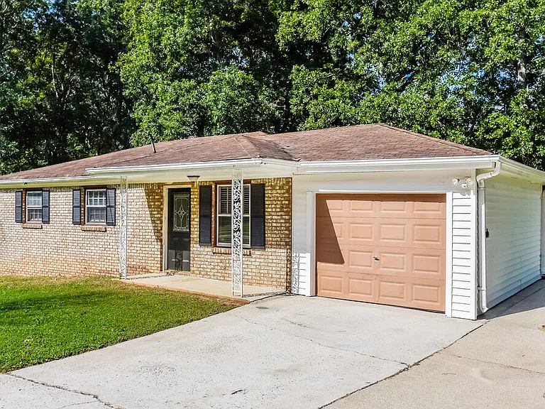 6325 Wellington Way — Photo 4