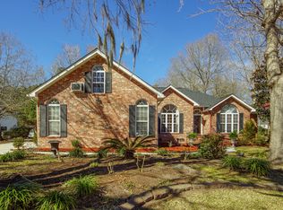 100 Merriweather Ct, Summerville, SC 29485