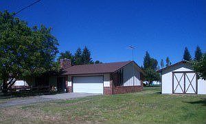 2nd image of 1566 N Maverick Ln