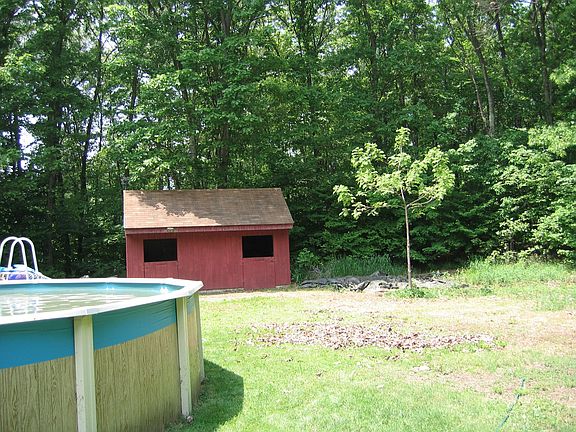 Sm.Barn w/ag pool