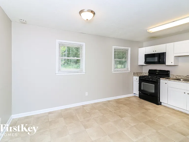 4008 Jody Cir — Photo 6