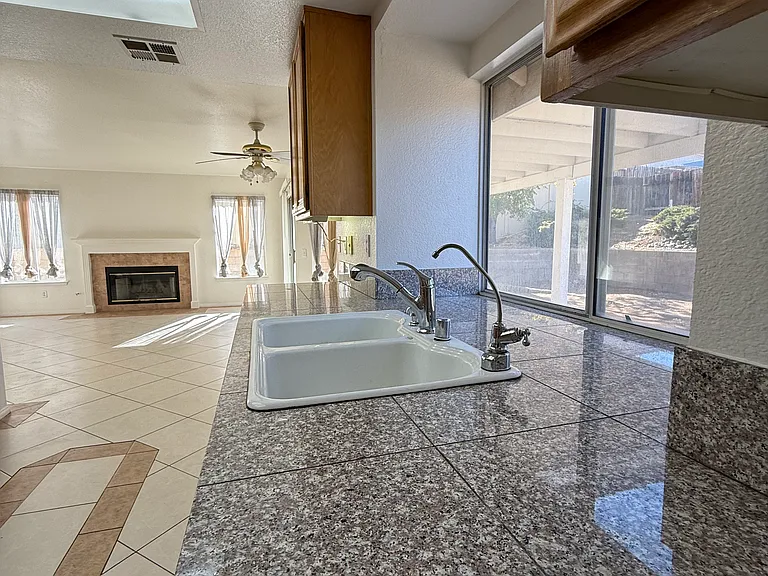 36535 Jenna Ln — Photo 5