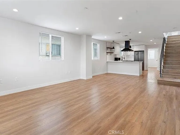 6419 1/2 Lexington Ave — Photo 12