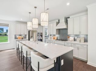 86 Firefly Ln, Fuquay Varina, NC 27526