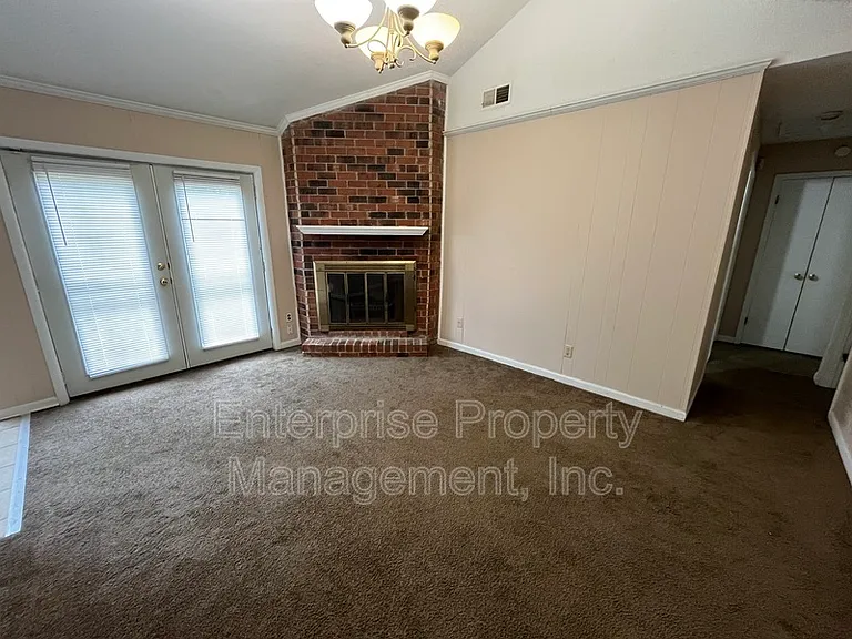 5312 Plover Dr — Photo 4