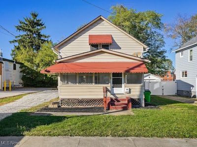 1371 Benton St, Barberton, OH, 44203