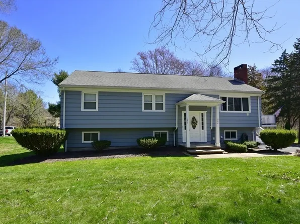 282-284 Ware St, Mansfield, MA 02048