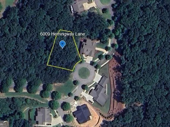 6009 Hemingway Ln, Gainesville, GA 30506