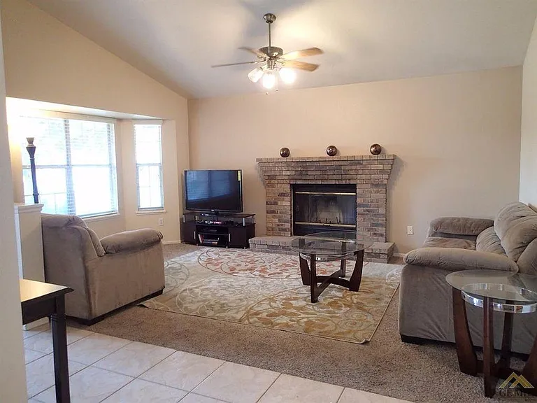 3612 Pueblo Ct — Photo 3