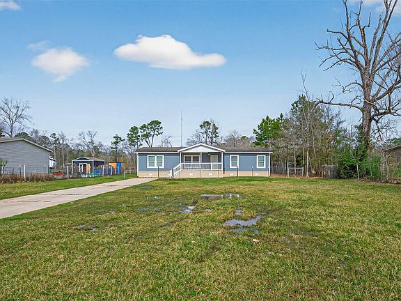 5th image of 15933 W Relza Dr