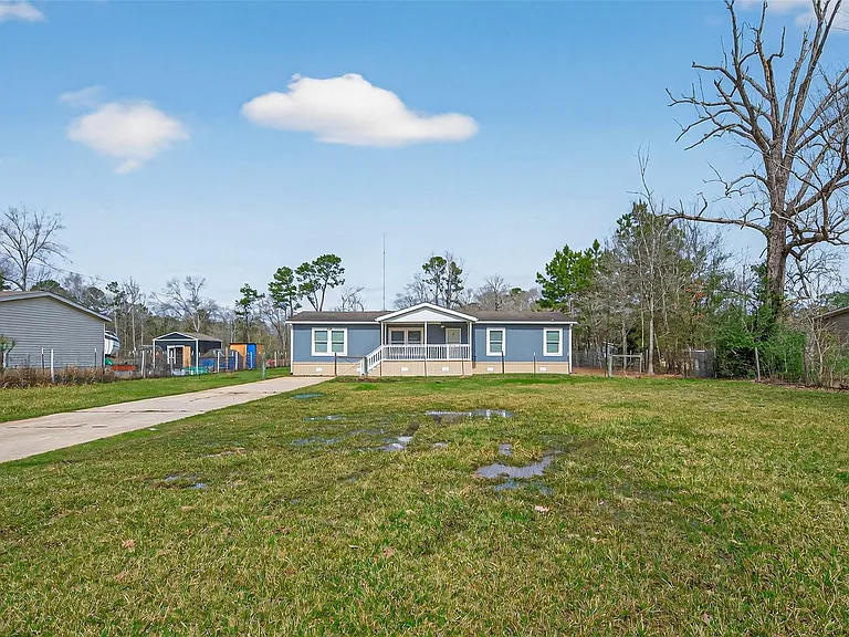 15933 W Relza Dr — Photo 5