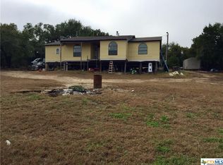 525 Owl Hollow Rd, San Marcos, TX 78666