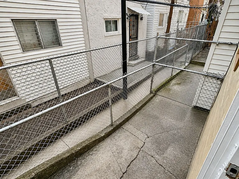 3104 Hartville St — Photo 15