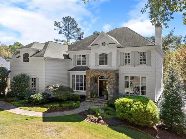 5122 Sapphire Dr, Marietta, GA 30068
