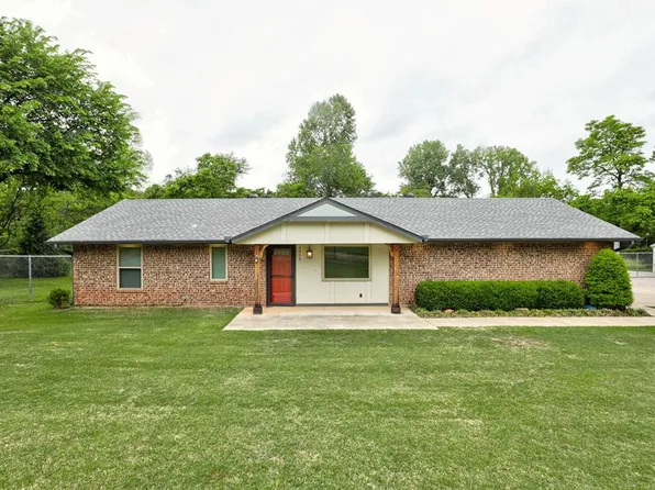 4918 Willowood Way, Norman, OK 73026