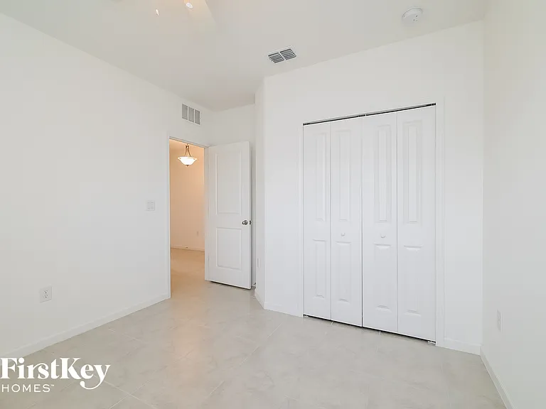 178 Andreas St — Photo 10