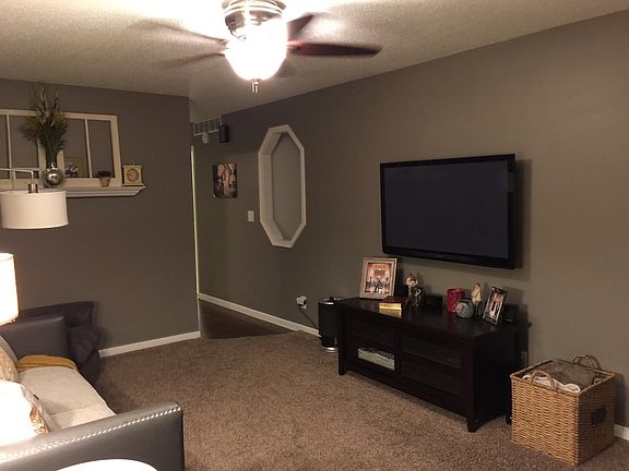 3rd image of 2209 Henry Dr