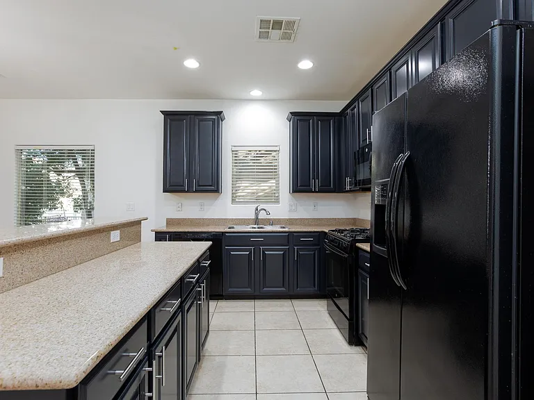7720 Vibrant Thread Ct — Photo 6