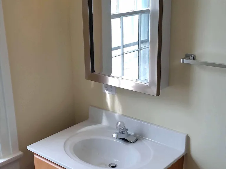 322 Vienna St #3 — Photo 9