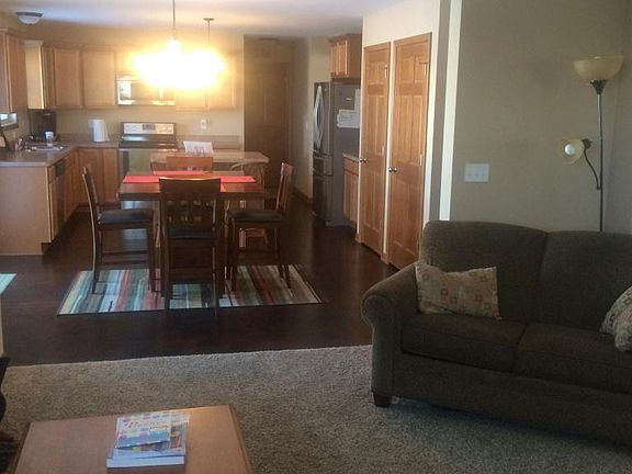 Open concept from FR to Kitchen