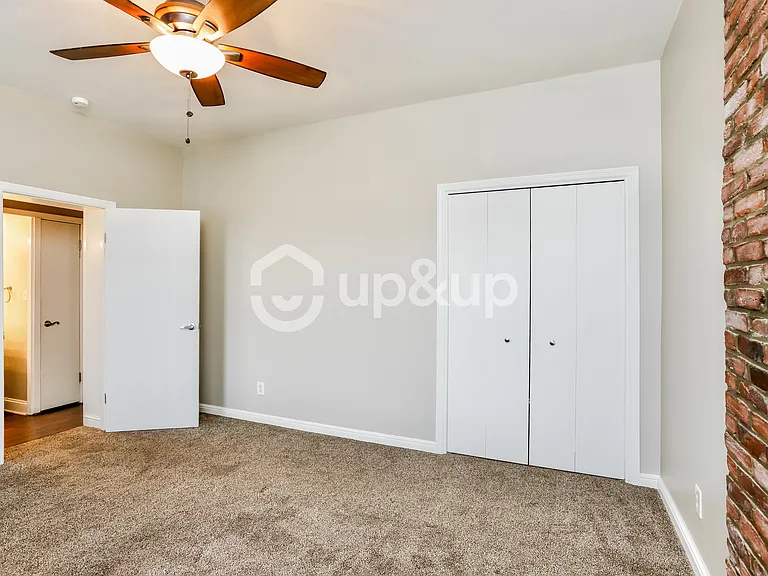 919 Allen Ave #R — Photo 9
