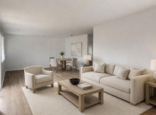 902 E Tiffany Dr APT 1, Mangonia Park, FL 33407