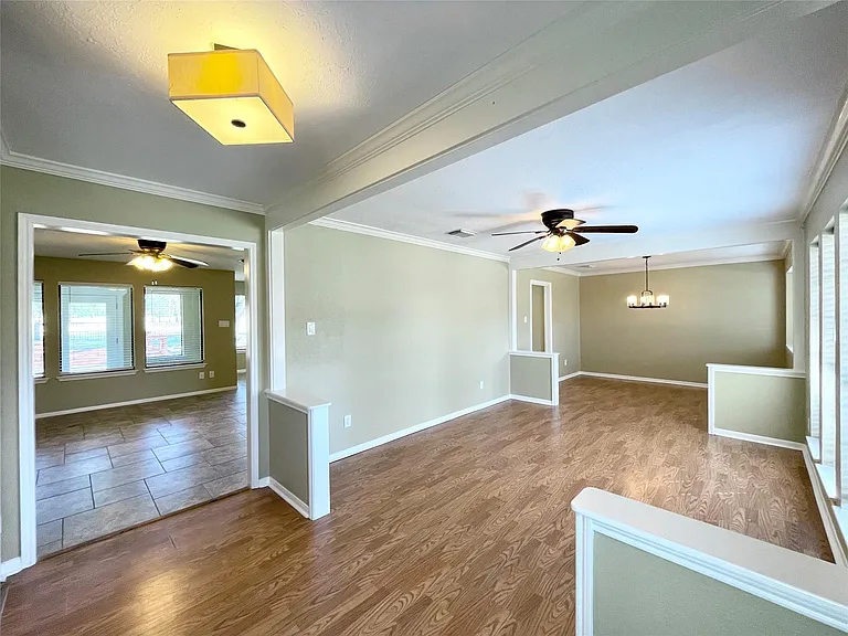 15006 Elmont Dr — Photo 14