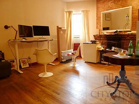 Rented by City Stop Realty | media 45