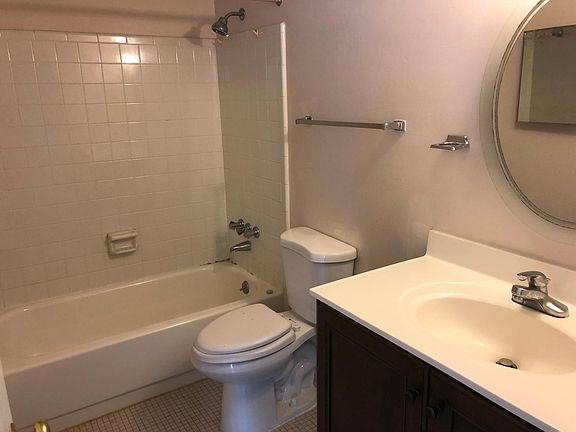 4th image of 33297 Kingslane Ct APT 4