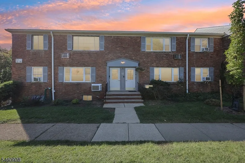 1 bed, 1.0 bath, 866 sqft, $2,900 — Photo 3