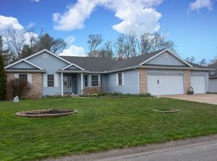 10123 Heather Brooke Dr, Osceola, IN 46561