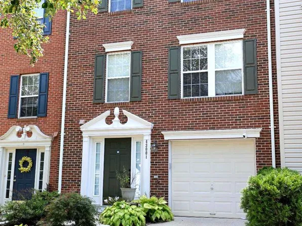 43001 Center St, Chantilly, VA 20152