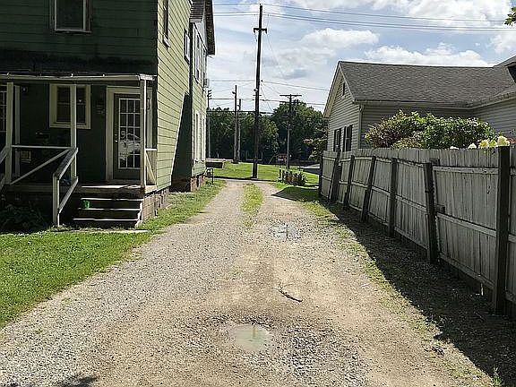 2nd image of 259 Eastwood St