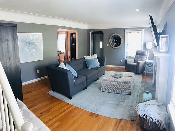 4th image of 2629 Essex St