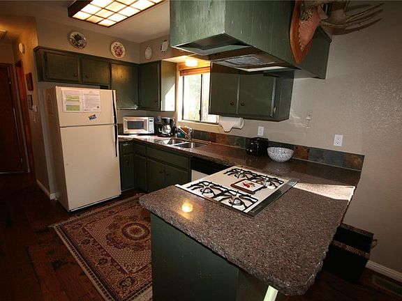 5th image of 42632 Willow Ave